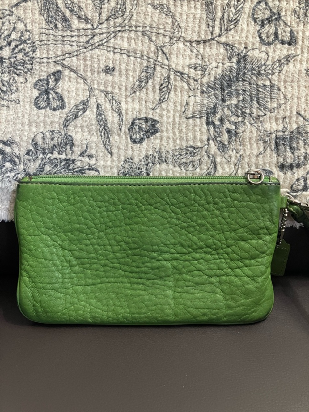 Coach Hamilton Green Leather Wristlet Wallet - Picture 2 of 10